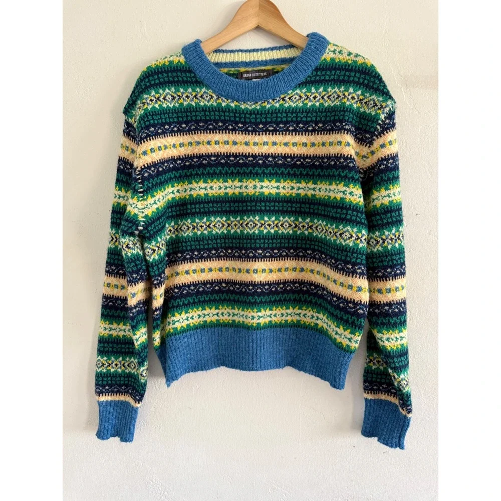 NEW Urban Outfitters Mens Fair Isle Sweater Blue Green Multi Fuzzy Knit Medium